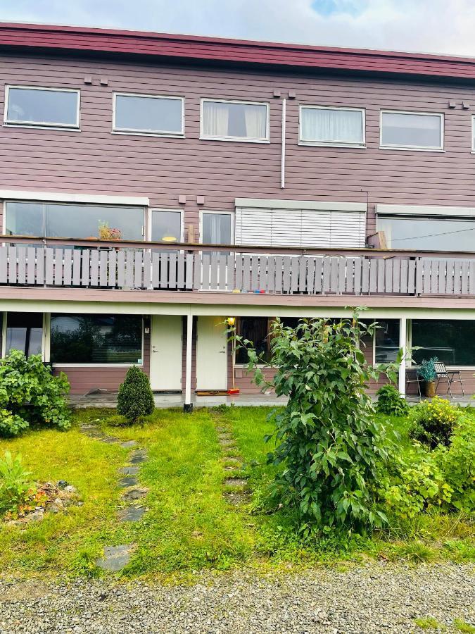 Aurora Apartment Very Close To Fjellheisen Tromsø Exterior foto
